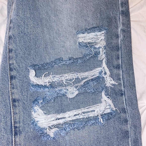 SHEIN - brand new - size XS jeans- EZ wear ripped raw edge straight - Picture 4 of 13